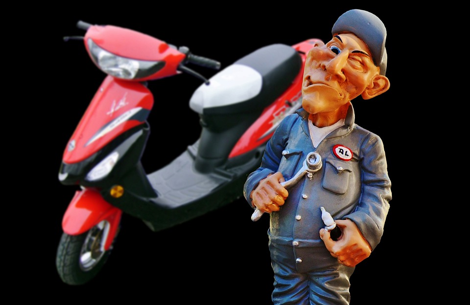 motorcycle mechanic